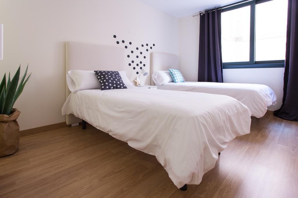 Apartments Ole - Albareda 24 Севилья Номер фото