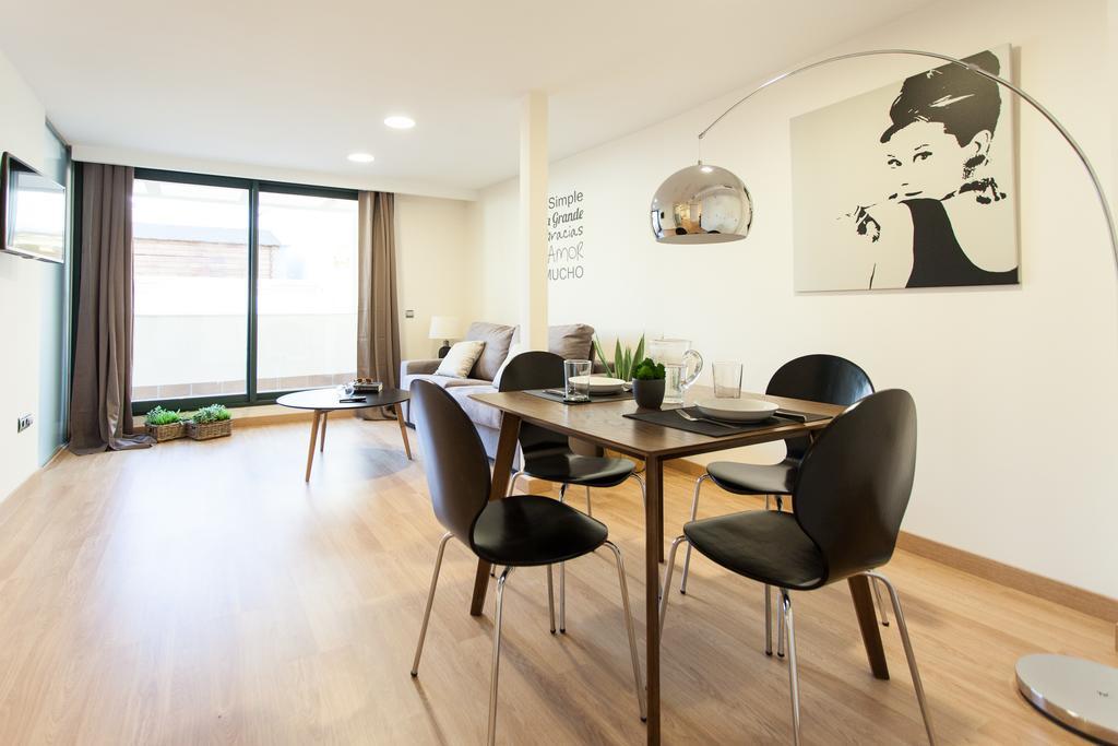 Apartments Ole - Albareda 24 Севилья Номер фото