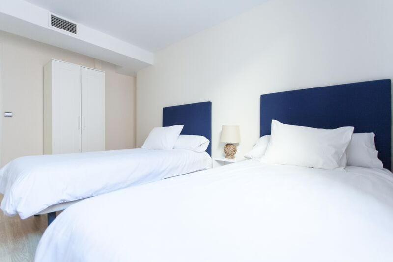 Apartments Ole - Albareda 24 Севилья Экстерьер фото