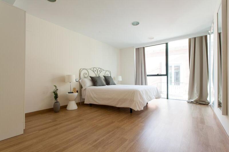 Apartments Ole - Albareda 24 Севилья Экстерьер фото